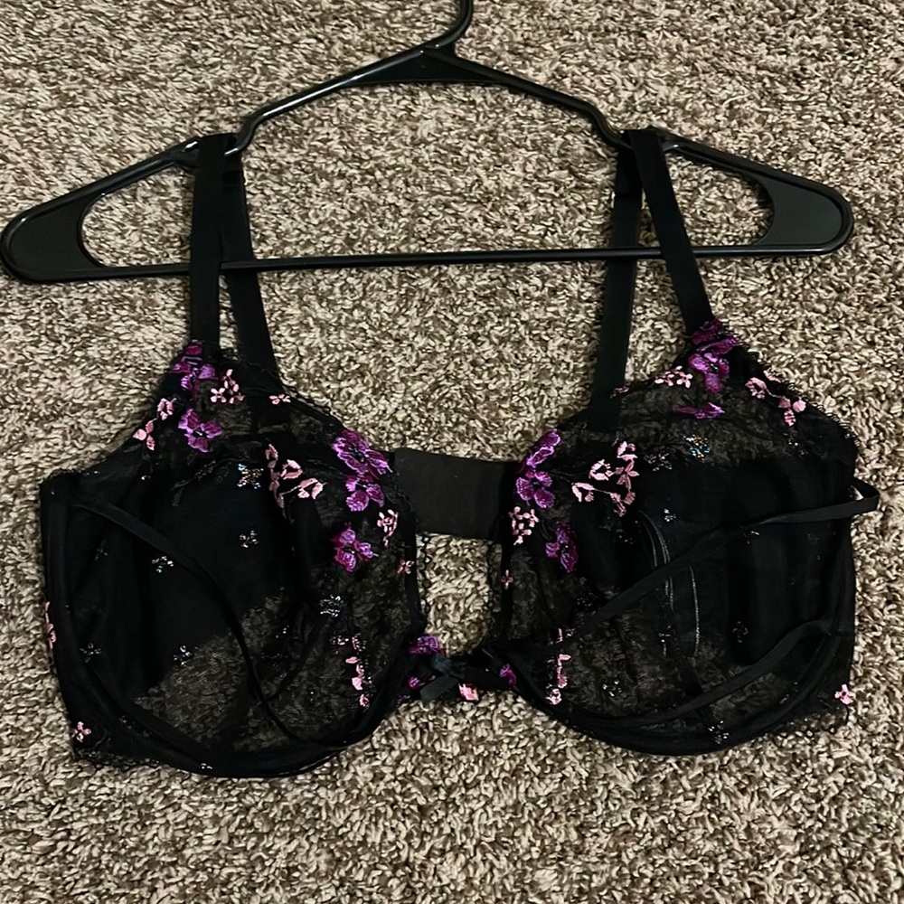 Victoria secret bra